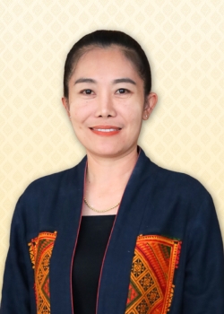 นางสาววลัยพร สมศักดิ์ พัฒนาการอำเภอเสิงสาง