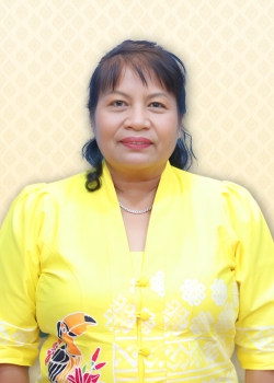 นางวรรณศิริ นพรัตน์ พัฒนาการอำเภอเฉลิมพระเกียรติ