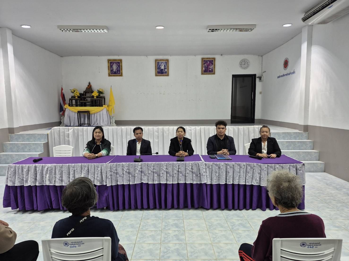 พช.โคราช จับมือภาคีเครือข่าย มอบแคร่–แปลงปลูกผัก หนุนครัวเรือนเปราะบาง “มีกิน–มีใช้” เสริมความมั่นคงทางอาหาร