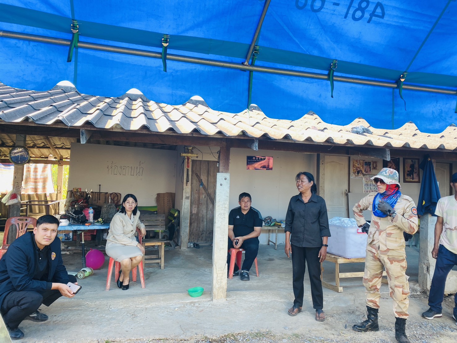 พช.โคราช ติดตามครัวเรือนยากจนที่ได้รับงบประมาณซ่อมแซมที่อยู่อาศัยจากคณะ นักศึกษาวิทยาลัยป้องกันราชอาณาจักร รุ่นที่ 68