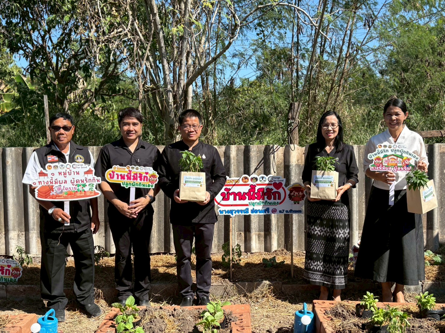 พช.โคราช ร่วมผนึกกำลัง วปอ. รุ่นที่ 68 คืนความสุขสู่สังคม มอบบ้านและอาชีพแก่กลุ่มเปราะบาง ยกระดับคุณภาพชีวิตชาวโคราชอย่างยั่งยืน