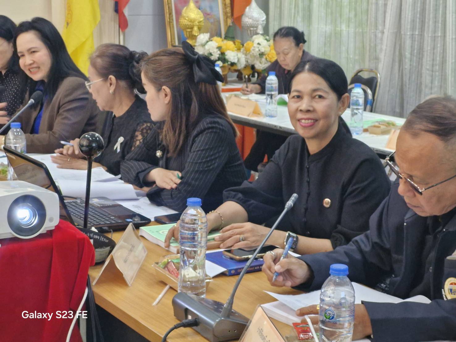 พช.โคราช ร่วมขับเคลื่อนสวัสดิการชุมชน พิจารณางบสมทบกองทุนฯ 37 แห่ง เร่งสร้างรากฐานความมั่นคงทางสังคมให้ยั่งยืน