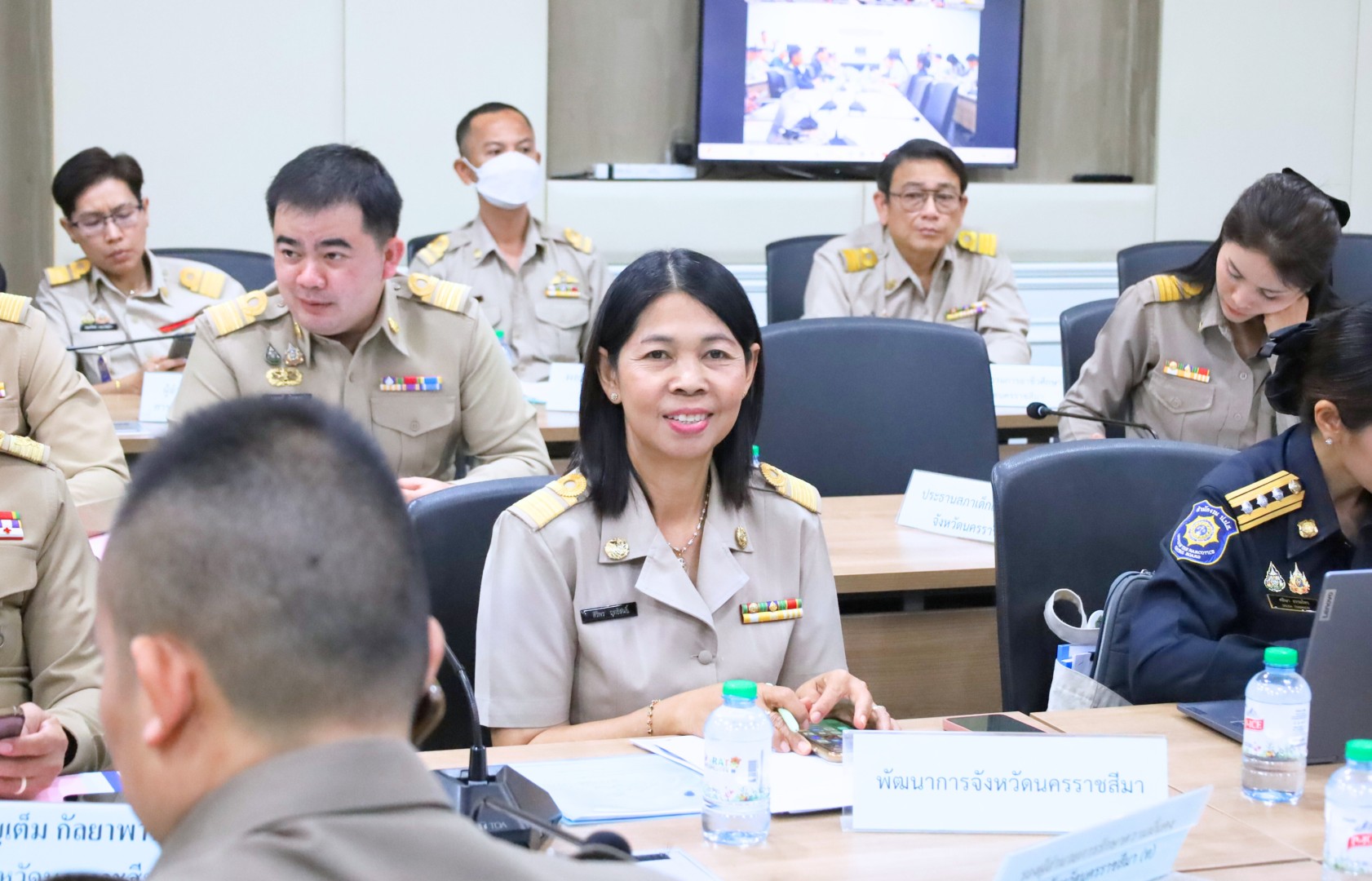 พช.โคราช ร่วมประชุม ศอ.ปส.จ.นม. ประจำเดือนธันวาคม 2568 เดินหน้าวาระจังหวัดขับเคลื่อน "กองทุนแม่ของแผ่นดิน" สร้างเกราะป้องกันยาเสพติดในชุมชน