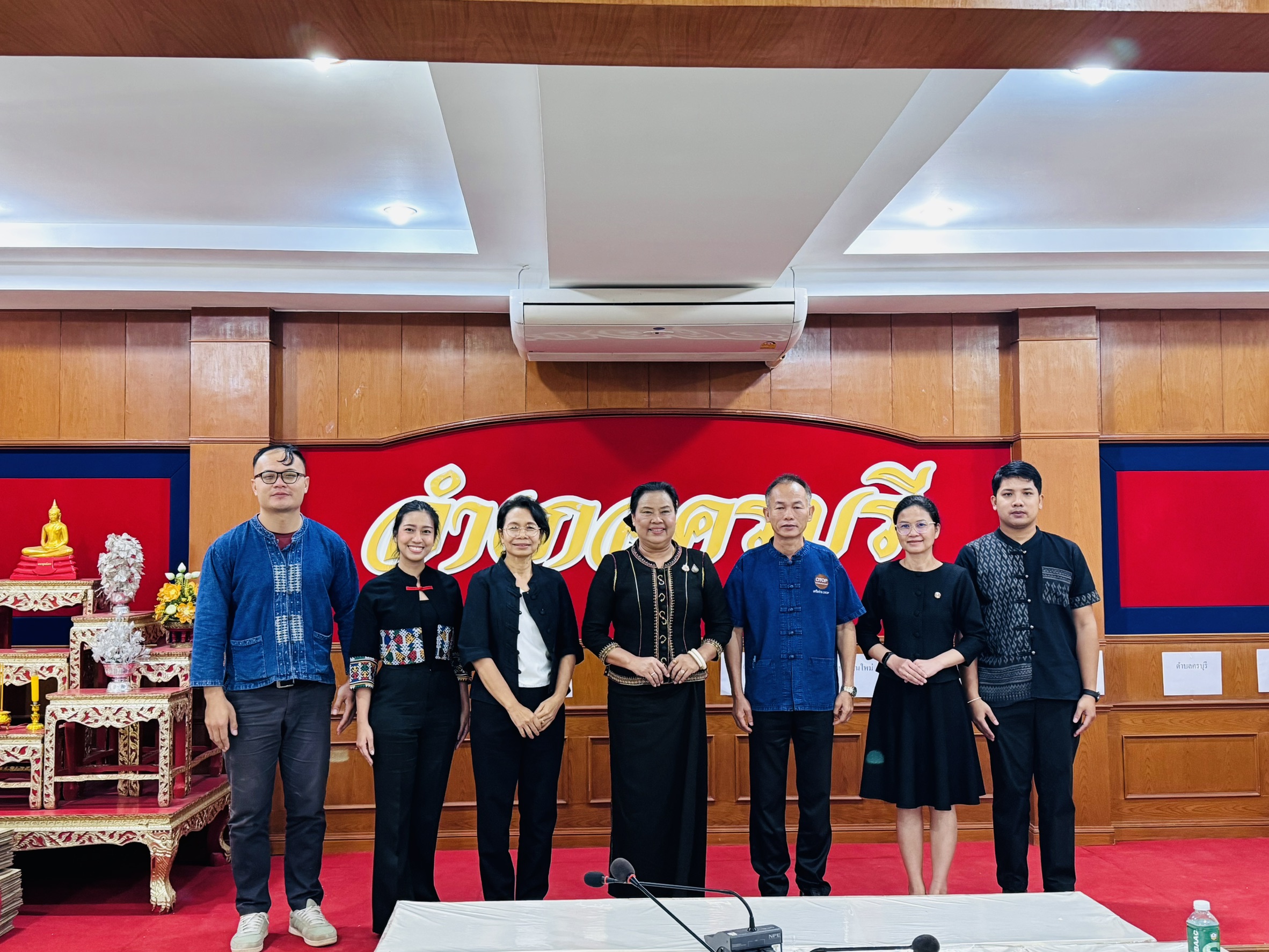 ผู้ตรวจราชการ พช. ลงพื้นที่ครบุรี ชูแนวคิด Data Driven ยกระดับเศรษฐกิจฐานรากและคุณภาพชีวิตชุมชนอย่างยั่งยืน