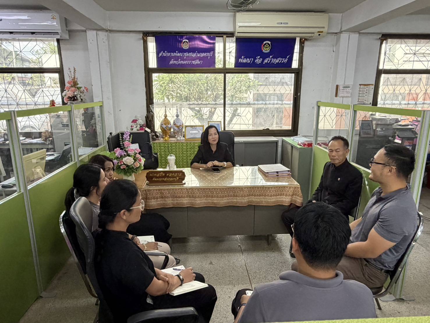 พช.โคราช ลงพื้นที่ อ.ครบุรี ติดตามการขับเคลื่อนงานกิจกรรมตามยุทธศาสตร์ฯ พร้อมติวเข้ม “พัฒนากร” เดินหน้า “1+11 KORAT AGENDA”  ประเด็นเน้นย้ำกรมการพัฒนาชุมชน 5+1 