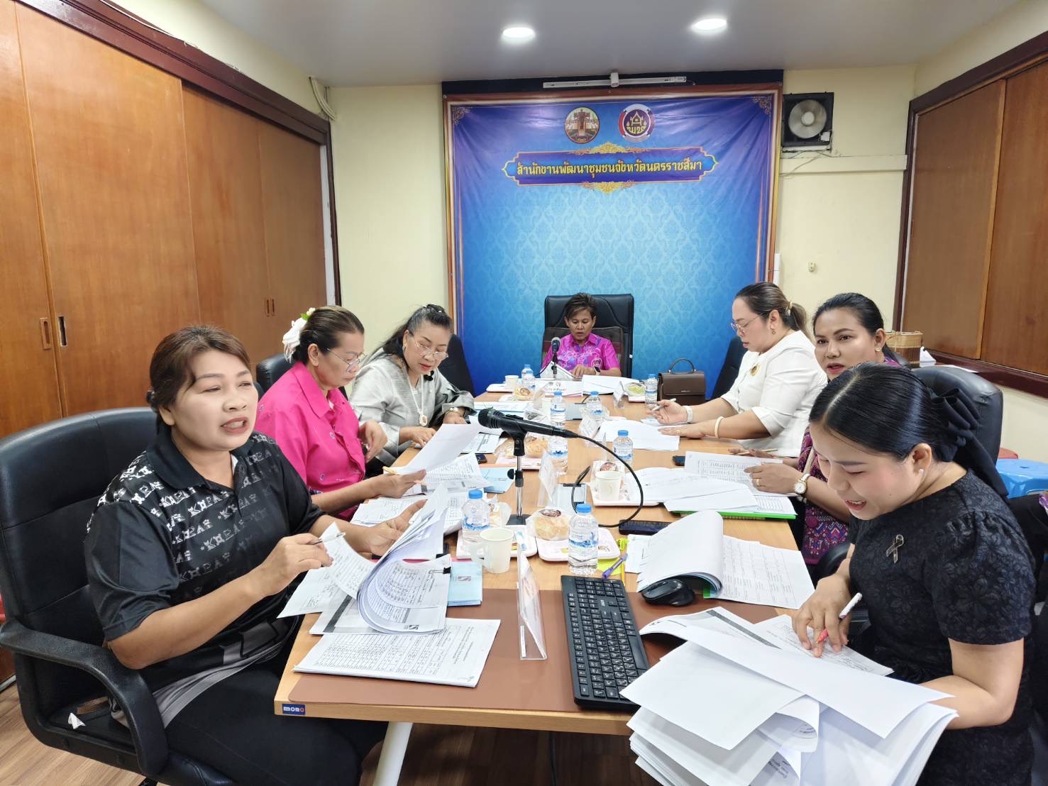 กองทุนสตรีโคราช เดินหน้า ‘สร้างทีม-สร้างงาน-สร้างสุข’ อนุมัติงบ 4 ล้าน เร่งเครื่องเบิกจ่ายส่งเสริมอาชีพสตรีขับเคลื่อนเศรษฐกิจฐานราก