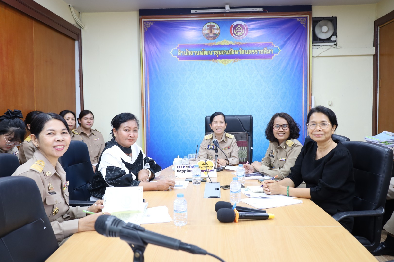 พช.นครราชสีมา ประชุมเจ้าหน้าที่พัฒนาชุมชน ครั้งที่ 4/2569 ต้อนรับพัฒนากรน้องใหม่ เตรียมพร้อมลุยงานใหญ่ ไตรมาส 3