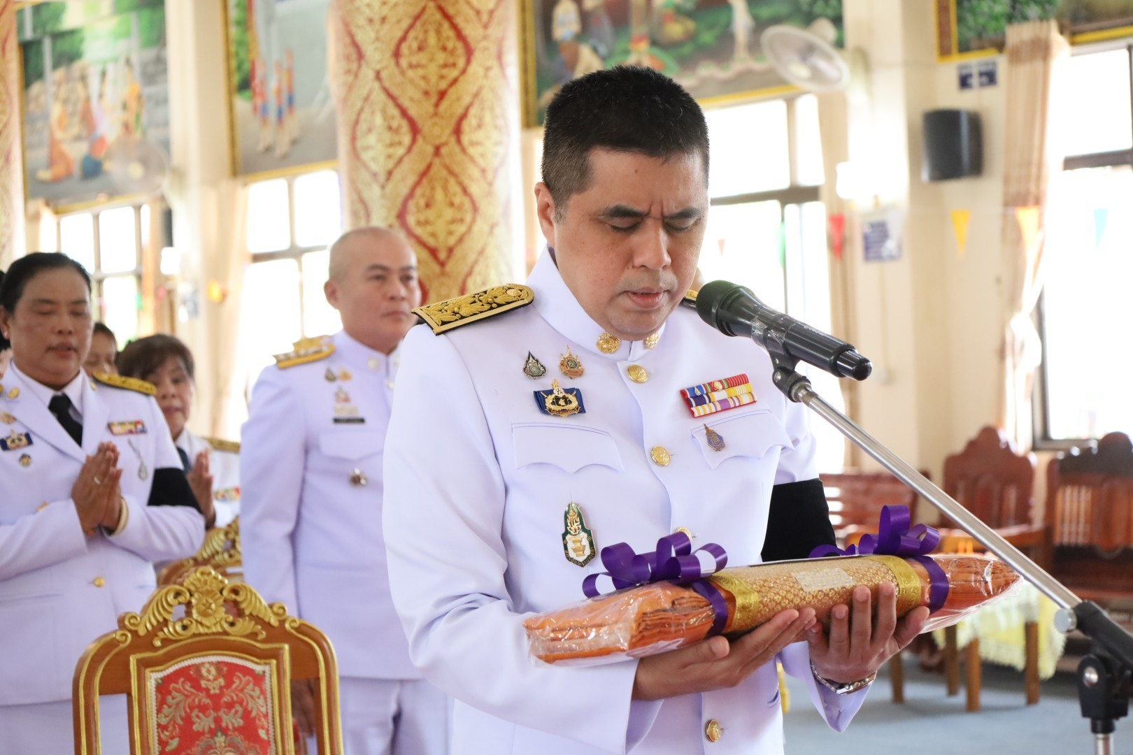 ผู้ว่าฯ โคราช นำพุทธศาสนิกชนทอดผ้าป่าสมทบกองทุนพัฒนาเด็กชนบทฯ ในพระราชูปถัมภ์ฯ ขับเคลื่อนพลังศรัทธาสร้างโอกาสทางการศึกษาและพัฒนาคุณภาพชีวิตเด็กปฐมวัย 32 อำเภอทั่วจังหวัด