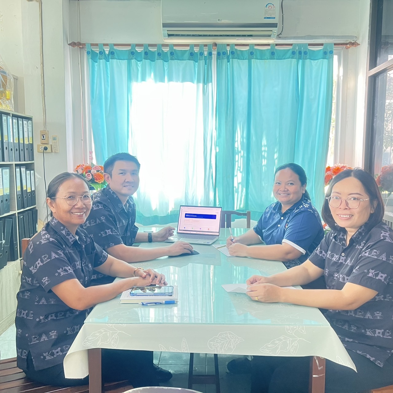พช.โคราช ลงพื้นที่ "ขามสะแกแสง" ตรวจติดตามแก้ไขปัญหาระบบเครือข่ายอินเทอร์เน็ต เสริมภูมิคุ้มกันไซเบอร์ หนุนใช้ระบบบริการภายใน ขับเคลื่อนองค์กรสู่ชุมชนดิจิทัล 4.0