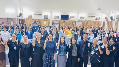 พช.โคราช ลุยต่อ! เปิดอบรม “โครงการเสริมสร้างศักยภาพสตรีโคราช สานพลังยกระดับผลิตภัณฑ์ชุมชนเข้าสู่ช่องทางการตลาด” รุ่นที่ 2